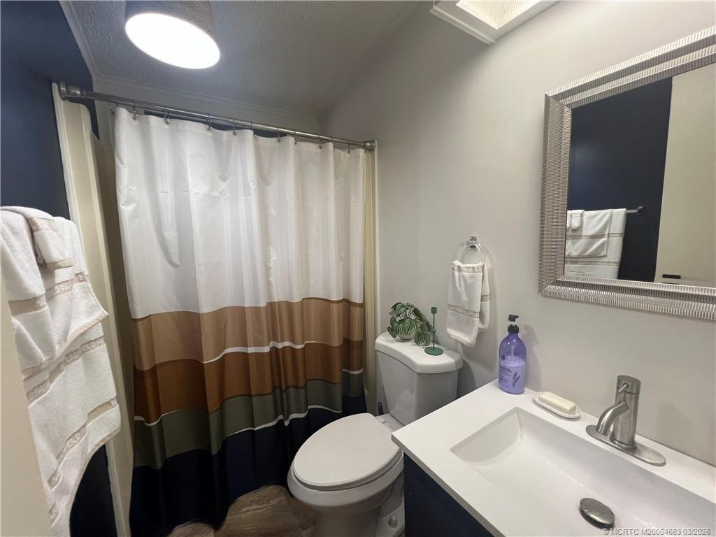 715 Sunny South Avenue Property Photo 39