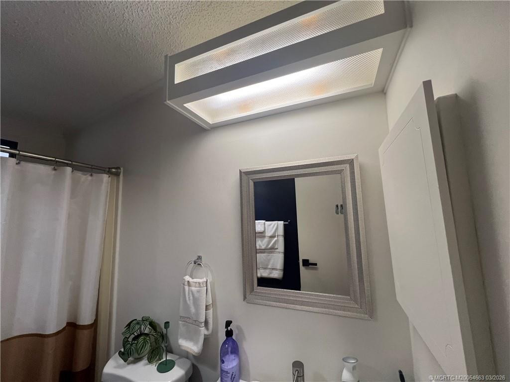 715 Sunny South Avenue Property Photo 44