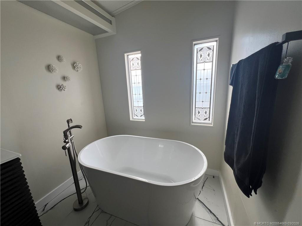 715 Sunny South Avenue Property Photo 51