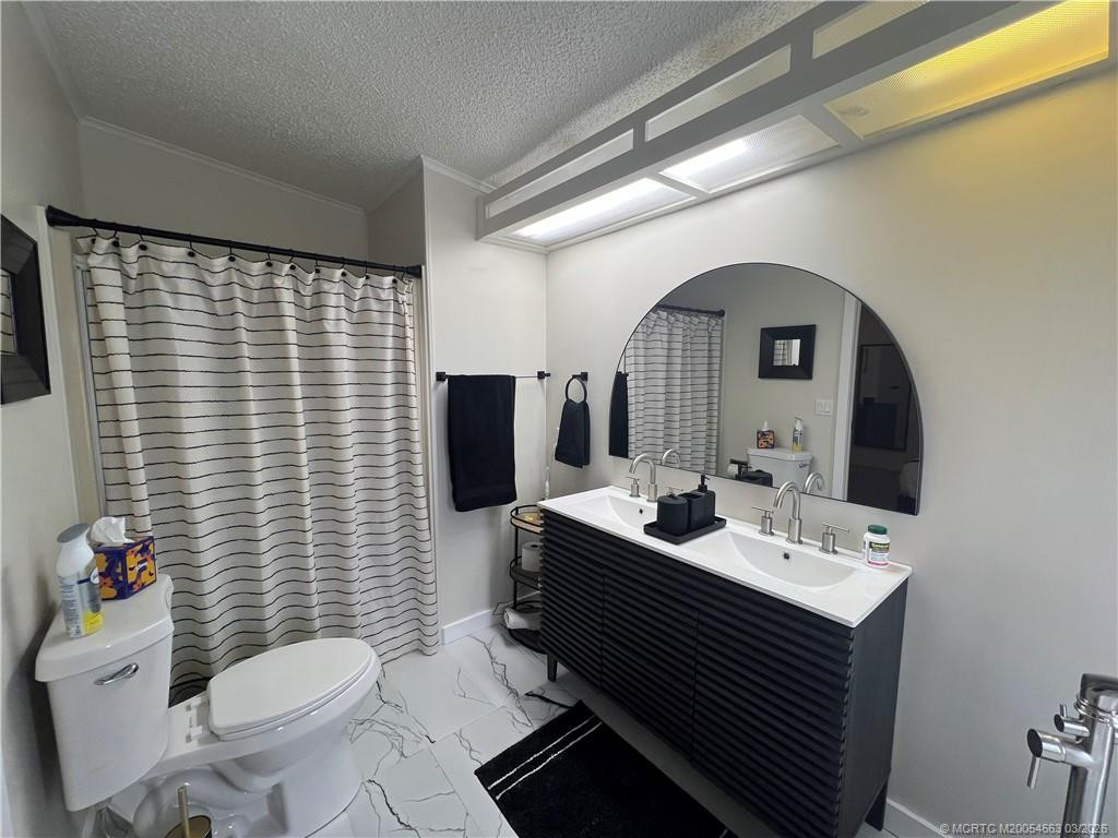 715 Sunny South Avenue Property Photo 54