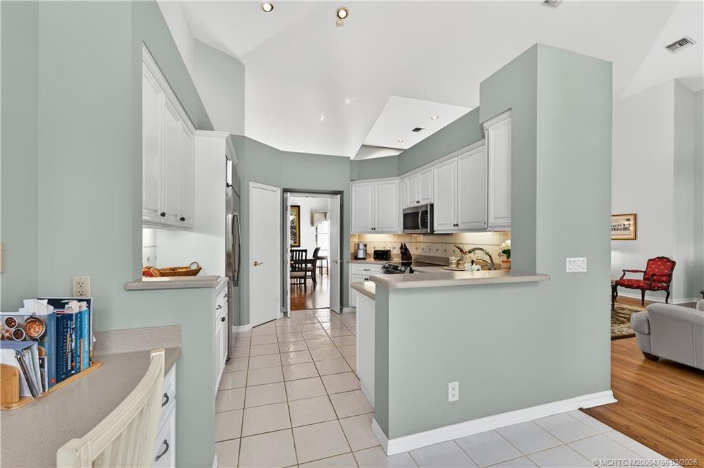 13319 Nw Maplewood Road Property Photo 13