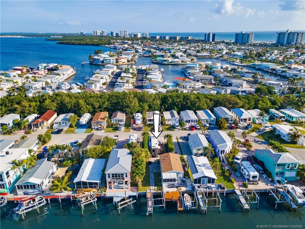 10851 S Ocean Drive Property Photo 12