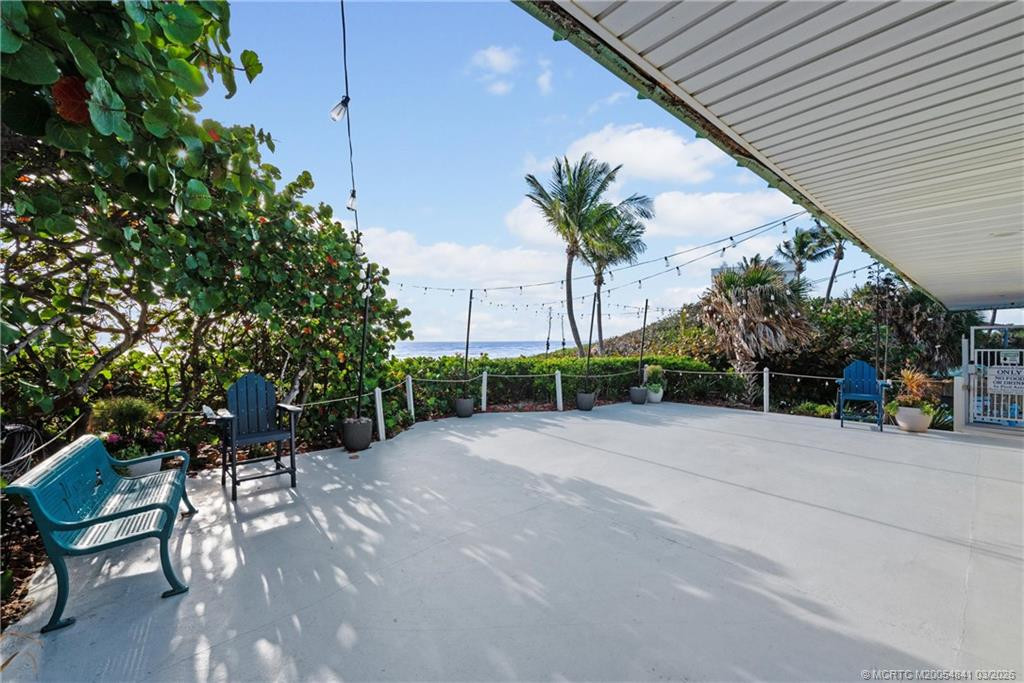 10851 S Ocean Drive Property Photo 24