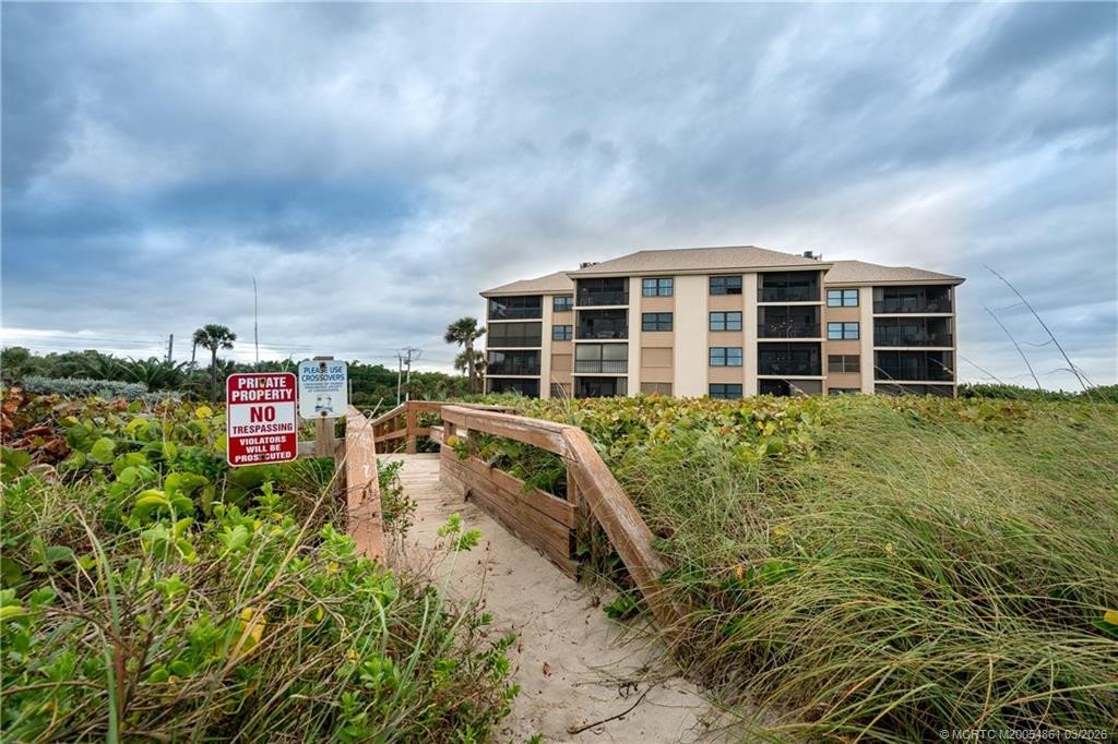 2641 Ne Ocean Boulevard 405 Property Photo 15