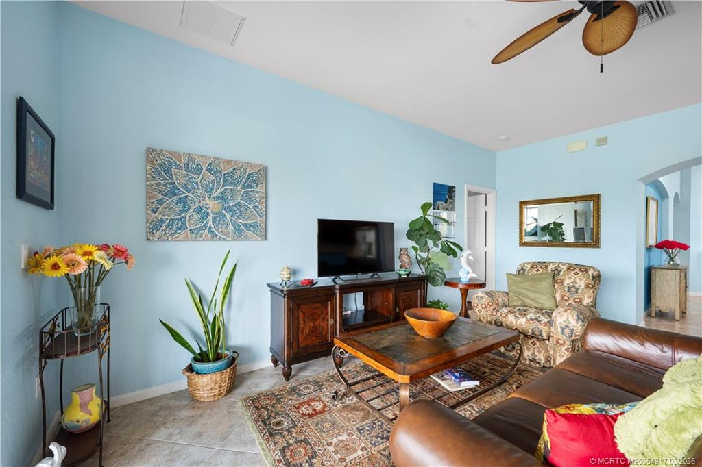 691 Sw Glen Crest Way Property Photo 14