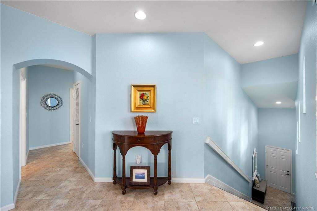 691 Sw Glen Crest Way Property Photo 28