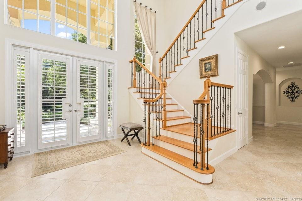 4 Castle Hill Way Property Photo 10
