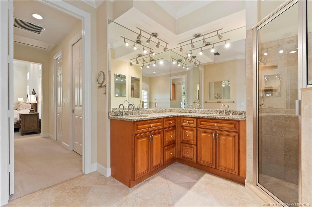 4 Castle Hill Way Property Photo 24
