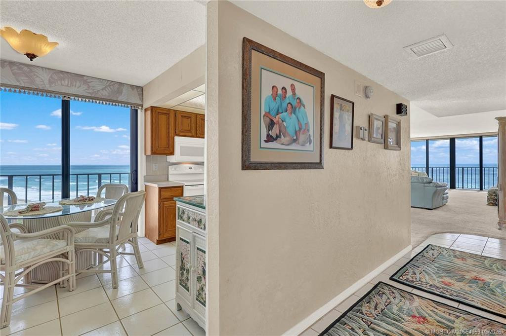 10000 S Ocean Drive 901 Property Photo 12