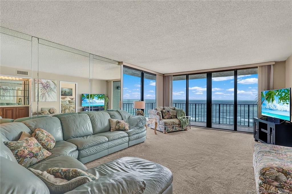 10000 S Ocean Drive 901 Property Photo 25