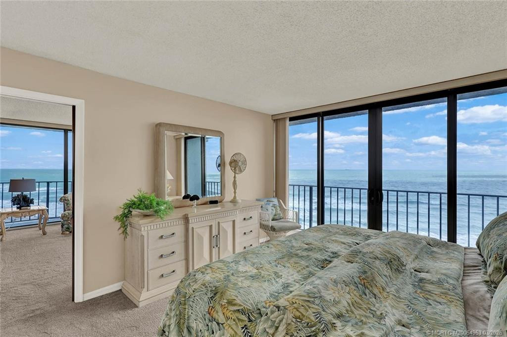 10000 S Ocean Drive 901 Property Photo 30