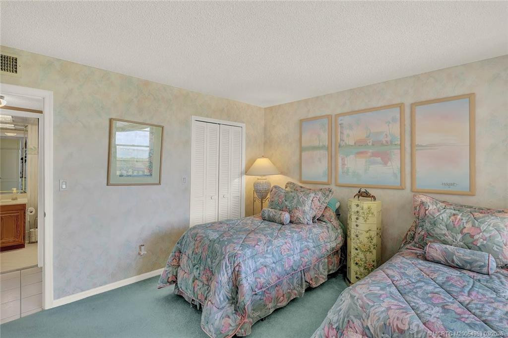 10000 S Ocean Drive 901 Property Photo 38