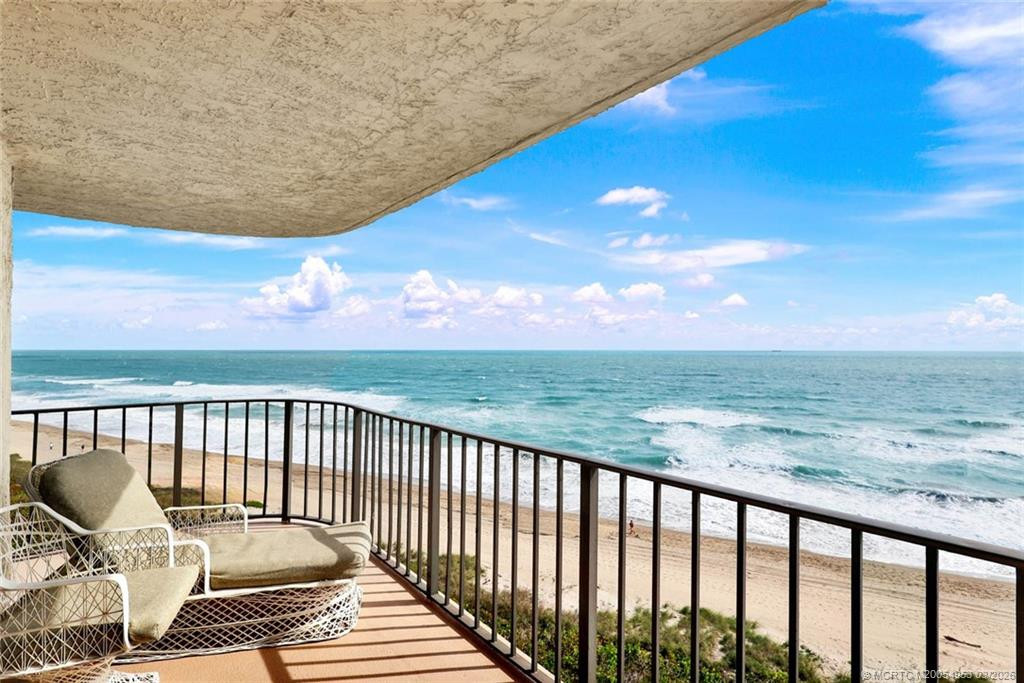 10000 S Ocean Drive 901 Property Photo 42