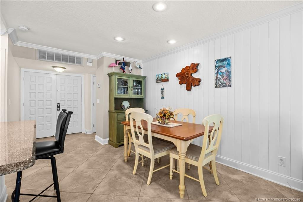 1800 Se Saint Lucie Boulevard 9-102 Property Photo 4
