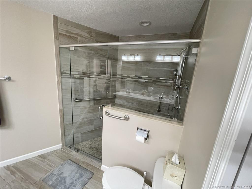 2005 Nettles Boulevard Property Photo 27