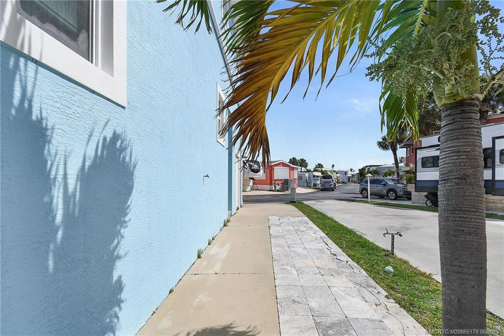 10701 S Ocean Drive 644 Property Photo 33