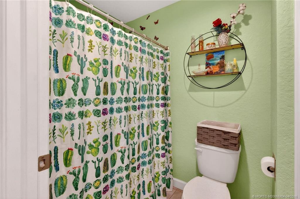 13981 Adelfa Avenue Property Photo 30