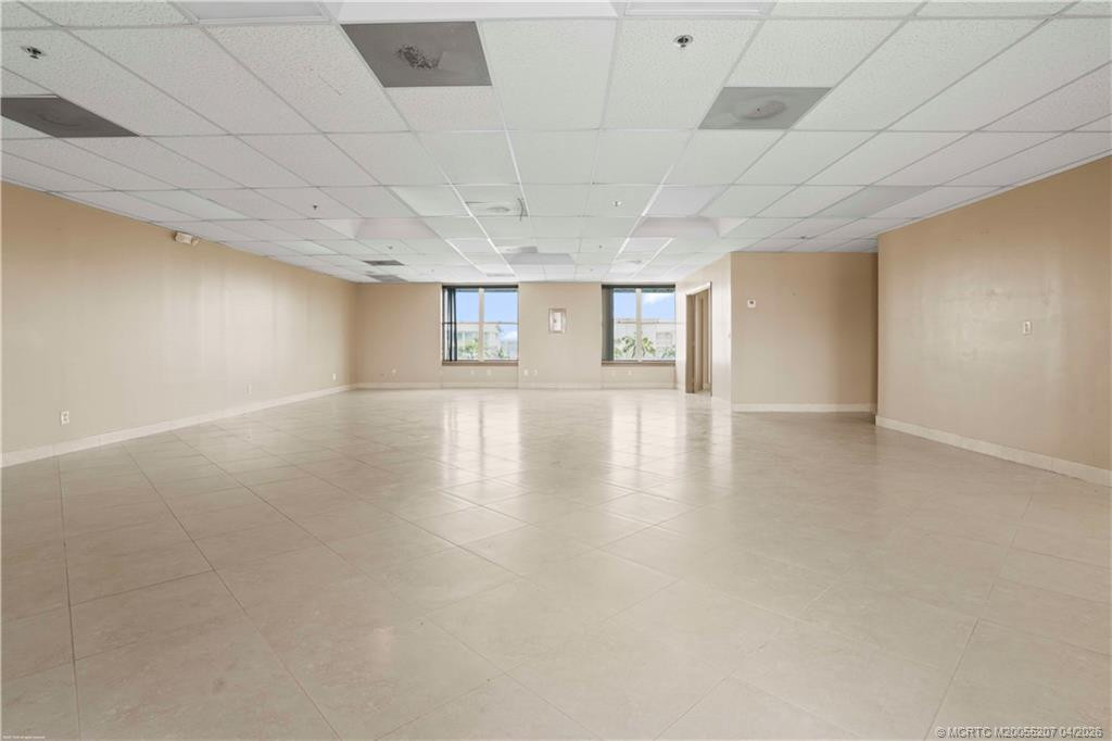 701 Nw Federal Highway Property Photo 24