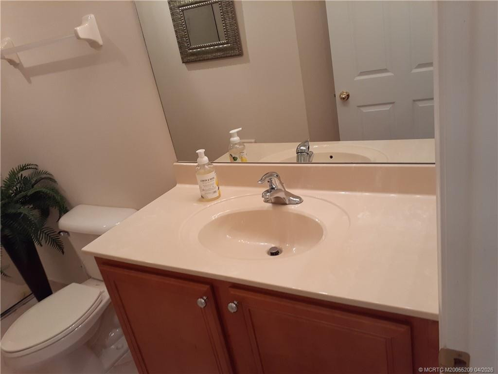 1571 Se Hampshire Way 104 Property Photo 14