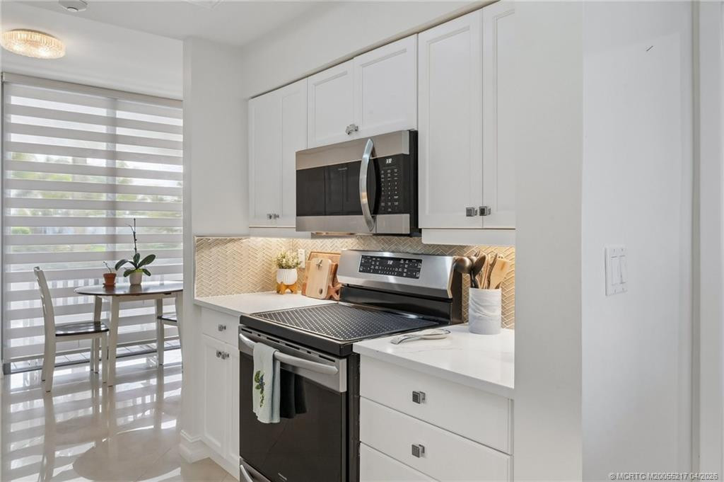 2001 Se Sailfish Point Boulevard 117 Property Photo 17