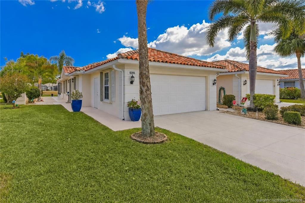 8285 Se Double Tree Drive Property Photo 1