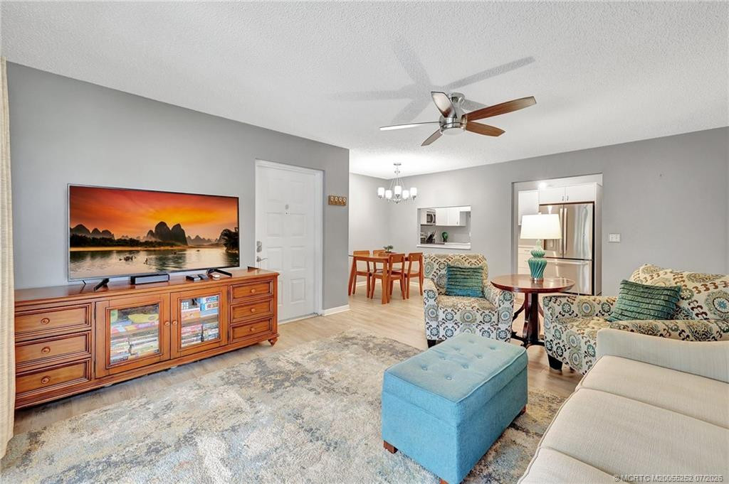 1965 Sw Silver Pine Way 118-d2 Property Photo 1