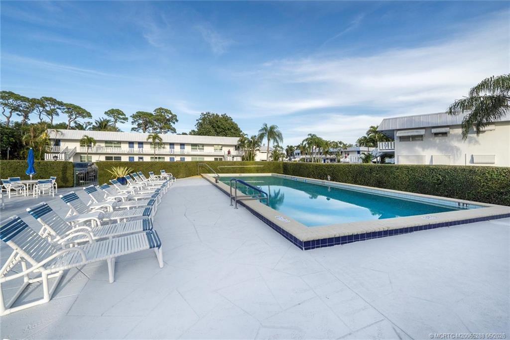 2929 Se Ocean Boulevard 113-2 Property Photo 13
