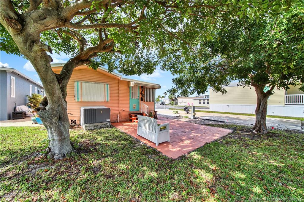 10701 S Ocean Drive 611 Property Photo 5