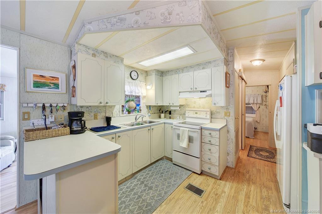 10701 S Ocean Drive 611 Property Photo 16
