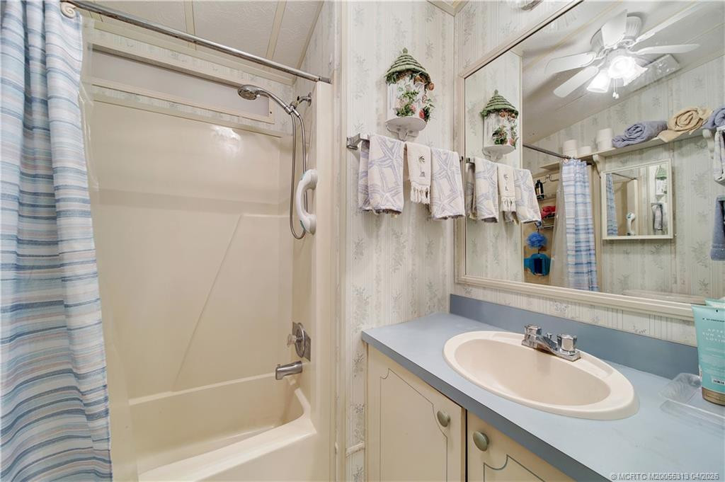 10701 S Ocean Drive 611 Property Photo 23
