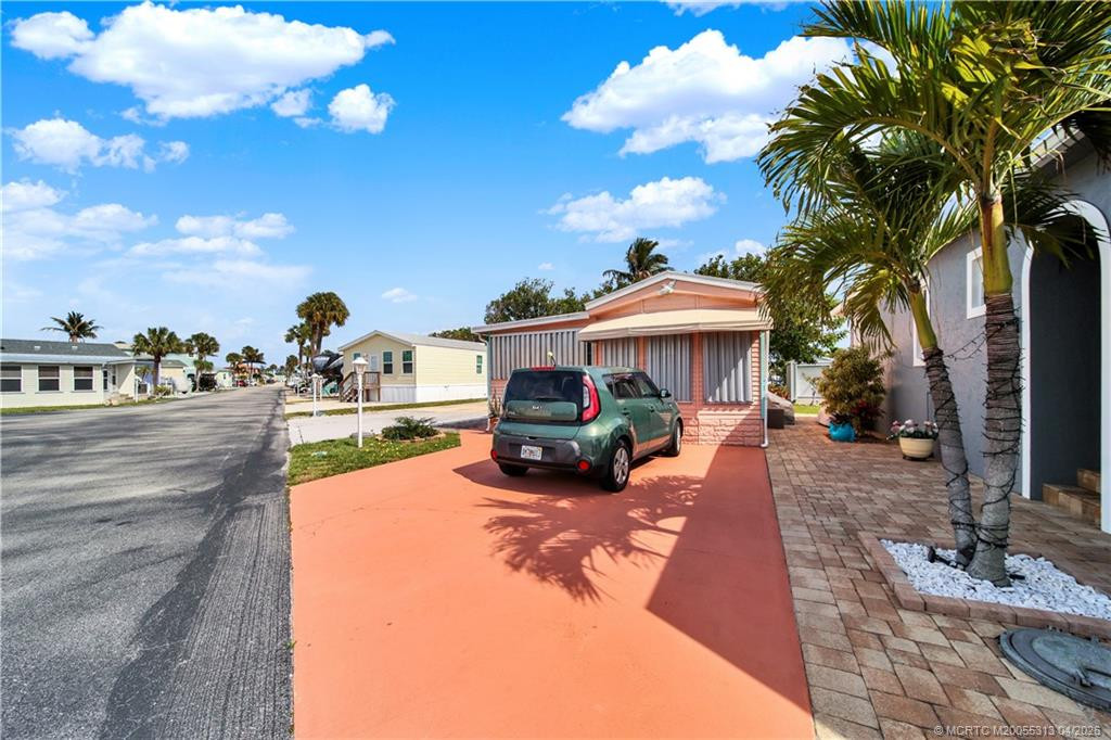 10701 S Ocean Drive 611 Property Photo 27