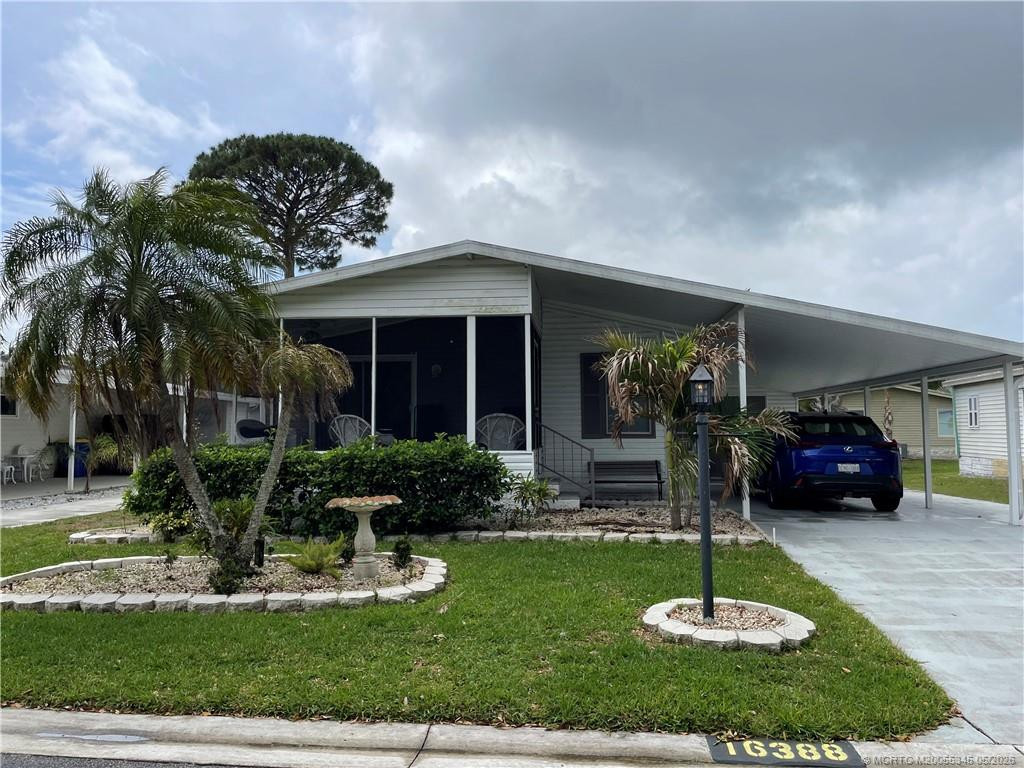 16388 Sw Two Wood Way Property Photo 1