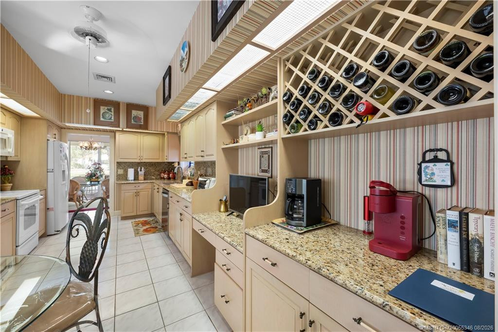 2264 Sw Longwood Drive Property Photo 25