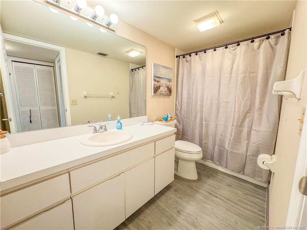 950 S Kanner Highway Un204 Property Photo 15