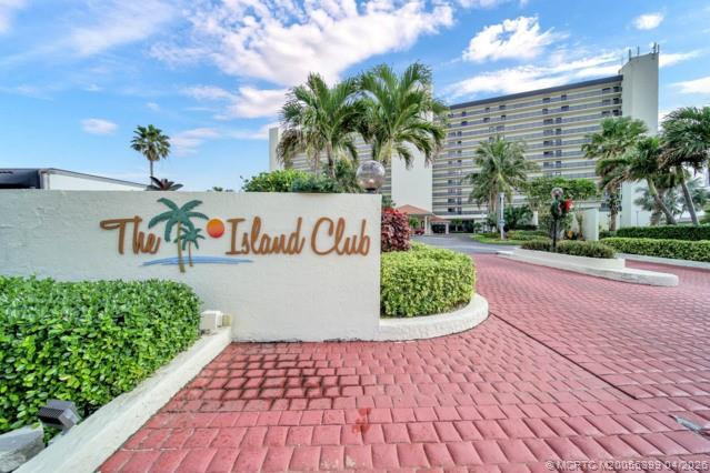 10410 S Ocean Drive 405 Property Photo 19