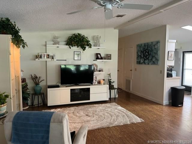 6201 Holly Lane Property Photo 16