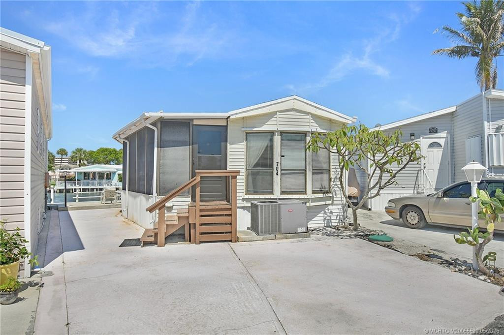 10701 S Ocean Drive 704 Property Photo 3
