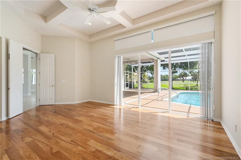 2534 Sw Manor Hill Drive Property Photo 5