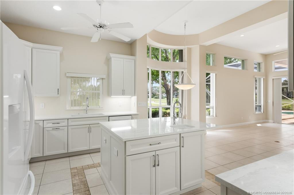2534 Sw Manor Hill Drive Property Photo 25
