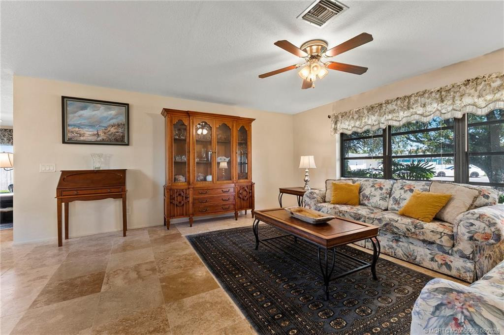 2086 Sw Gull Harbor Lane Property Photo 10