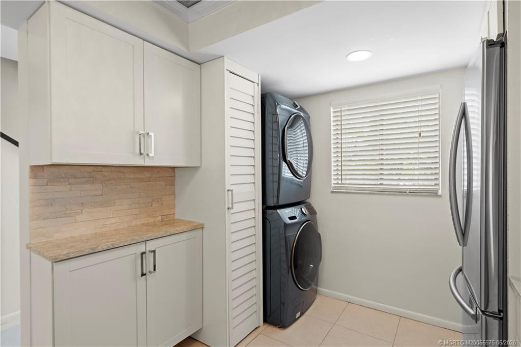 5558 Ne Gulfstream Way Property Photo 10