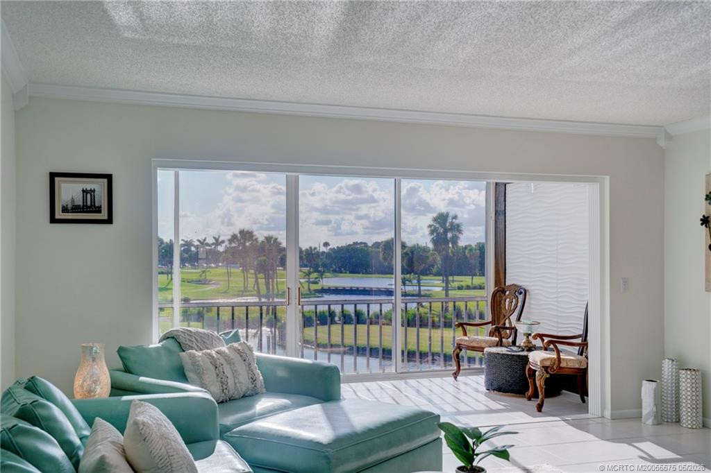 5558 Ne Gulfstream Way Property Photo 13