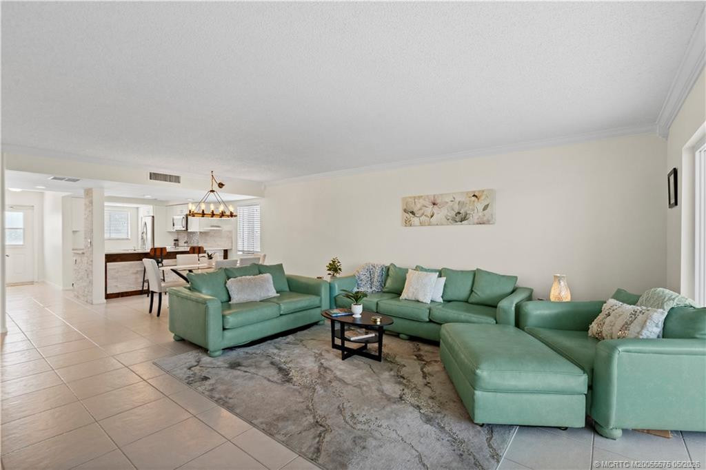 5558 Ne Gulfstream Way Property Photo 16