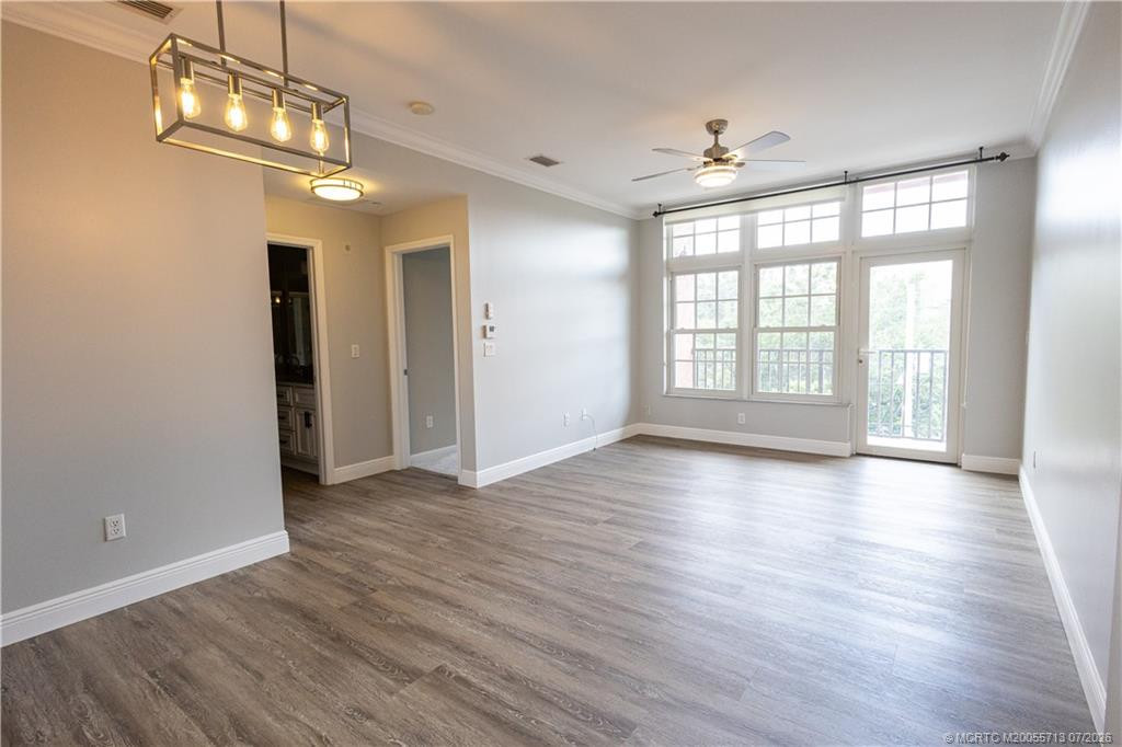 101 SE Ocean Boulevard UN305 Property Photo 1