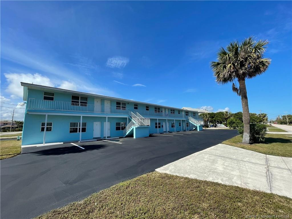 661 Hernando Street 4 Property Photo 1