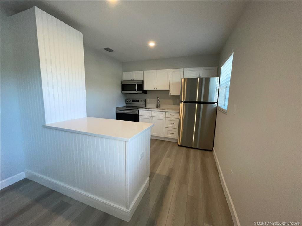 661 Hernando Street 4 Property Photo 3