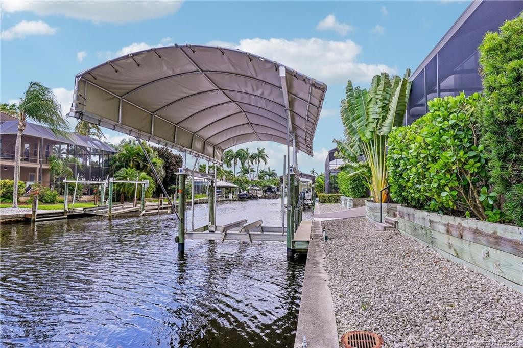 27182 Harbor Drive Property Photo 6