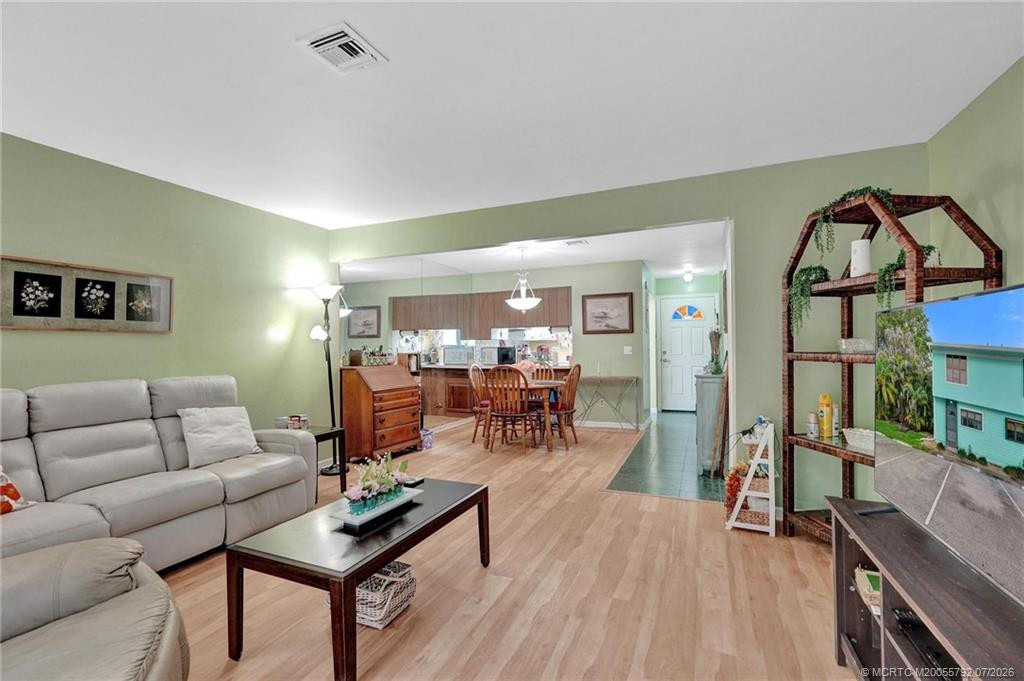 13513 S Indian River Drive Property Photo 11