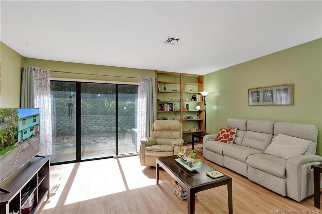 13513 S Indian River Drive Property Photo 16