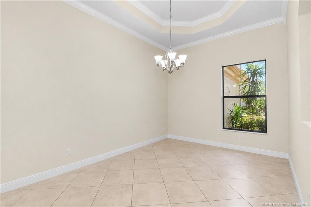 2276 Nw Diamond Creek Way Property Photo 8